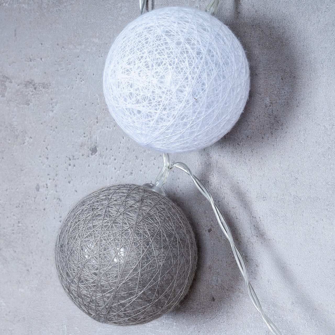 10er Lichterkette LED Kugeln Lampions Baumwolle Braun Weiß Cotton Warmweiß Deko