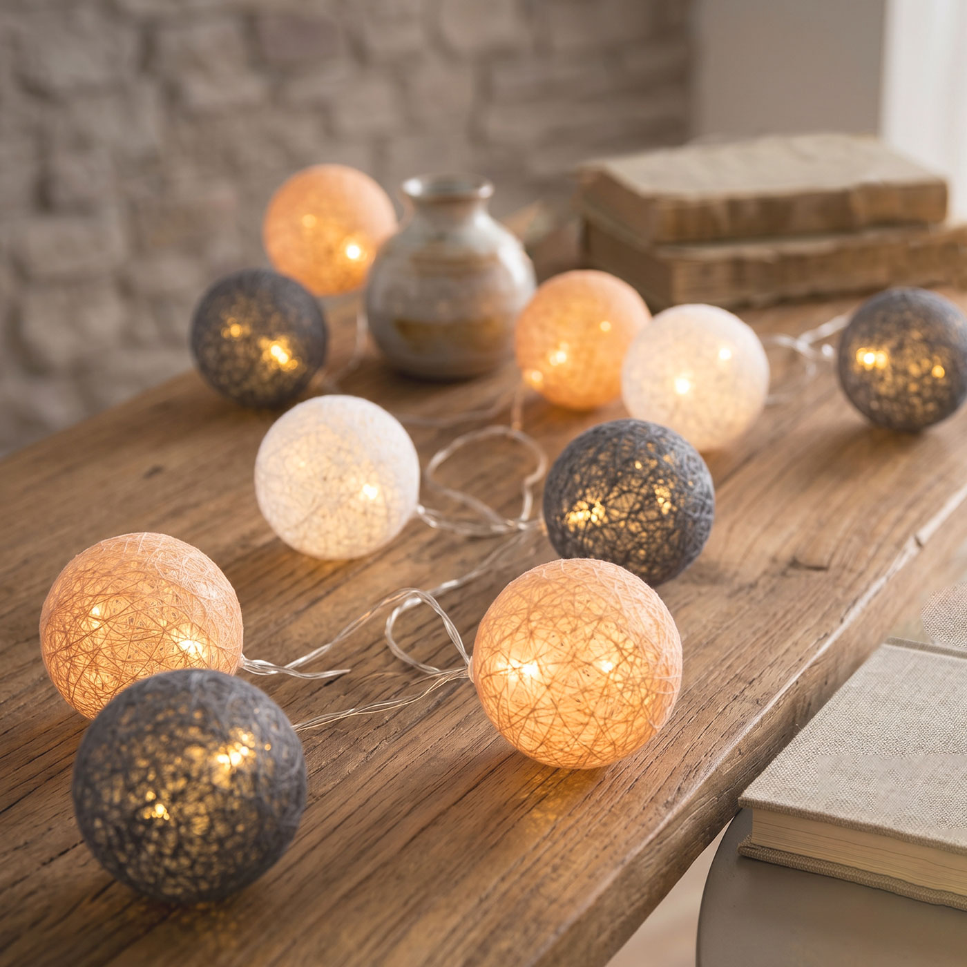 10er Lichterkette LED Kugeln Lampions Baumwolle Orange Weiß Cotton Warmweiß Deko