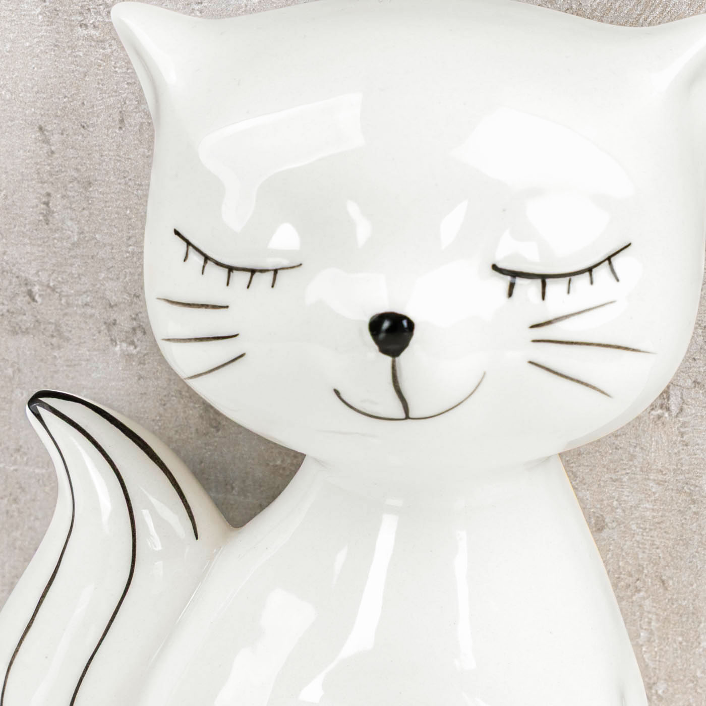 Katze Deko Figur Keramik H17cm Schwarz Weiß Skulptur Tischdeko Herz Wohndeko