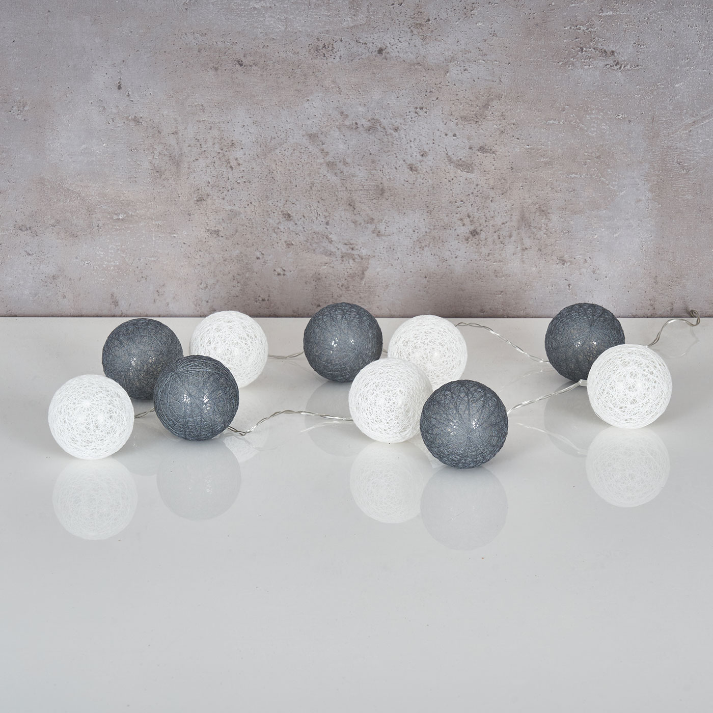 10er Lichterkette LED Ø6cm Kugeln Girlande Lampions Baumwolle Weiß Grau Deko