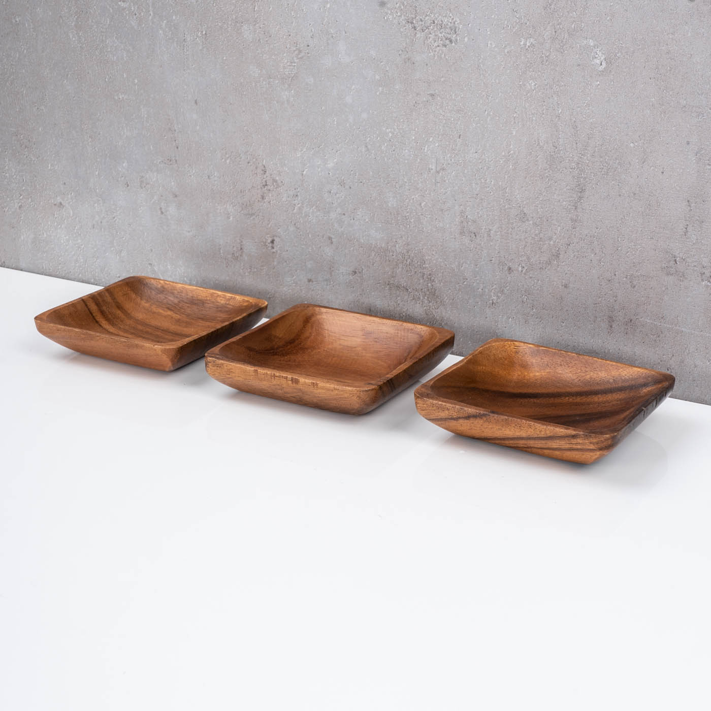 3er Set Snackteller Klein 10x10cm Akazienholz Teller Natur Tischdeko Holzschale