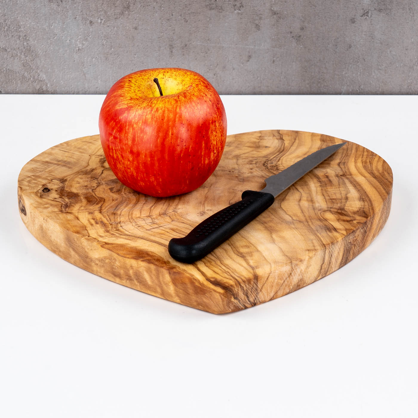 Holzbrett Schneidebrett Olivenholz ca. 23x24cm Herz Holz Tischdeko Unikat