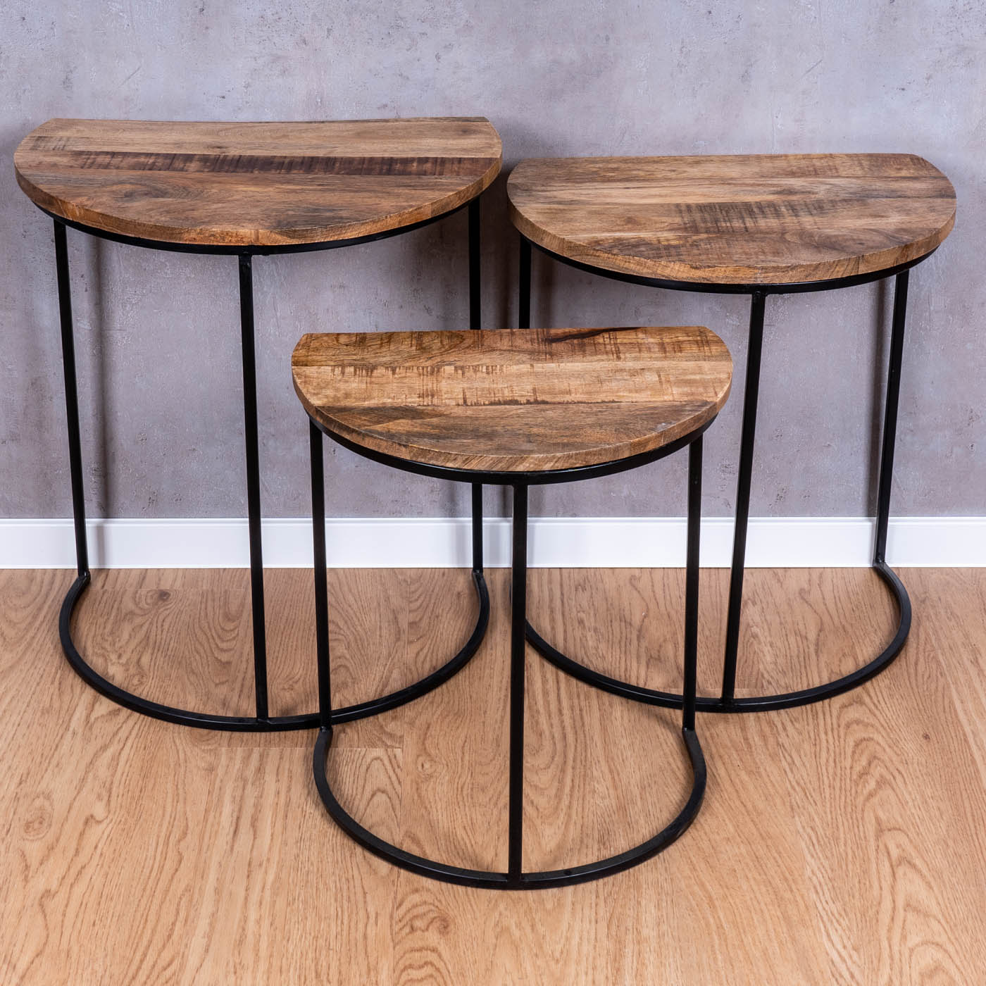 3er Set halbrunde Couchtische Mango Natur Eisen Schwarz Design Holz Beistelltisch