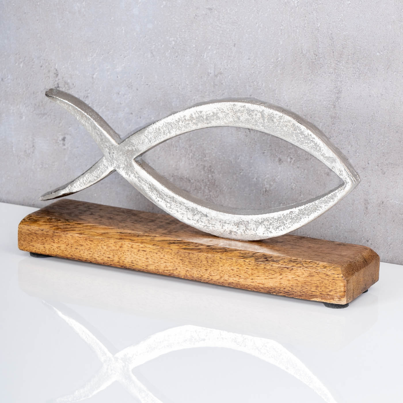 Aufsteller Fisch L13cm Metall Mango Holz Silber Natur Maritime Deko Christentum