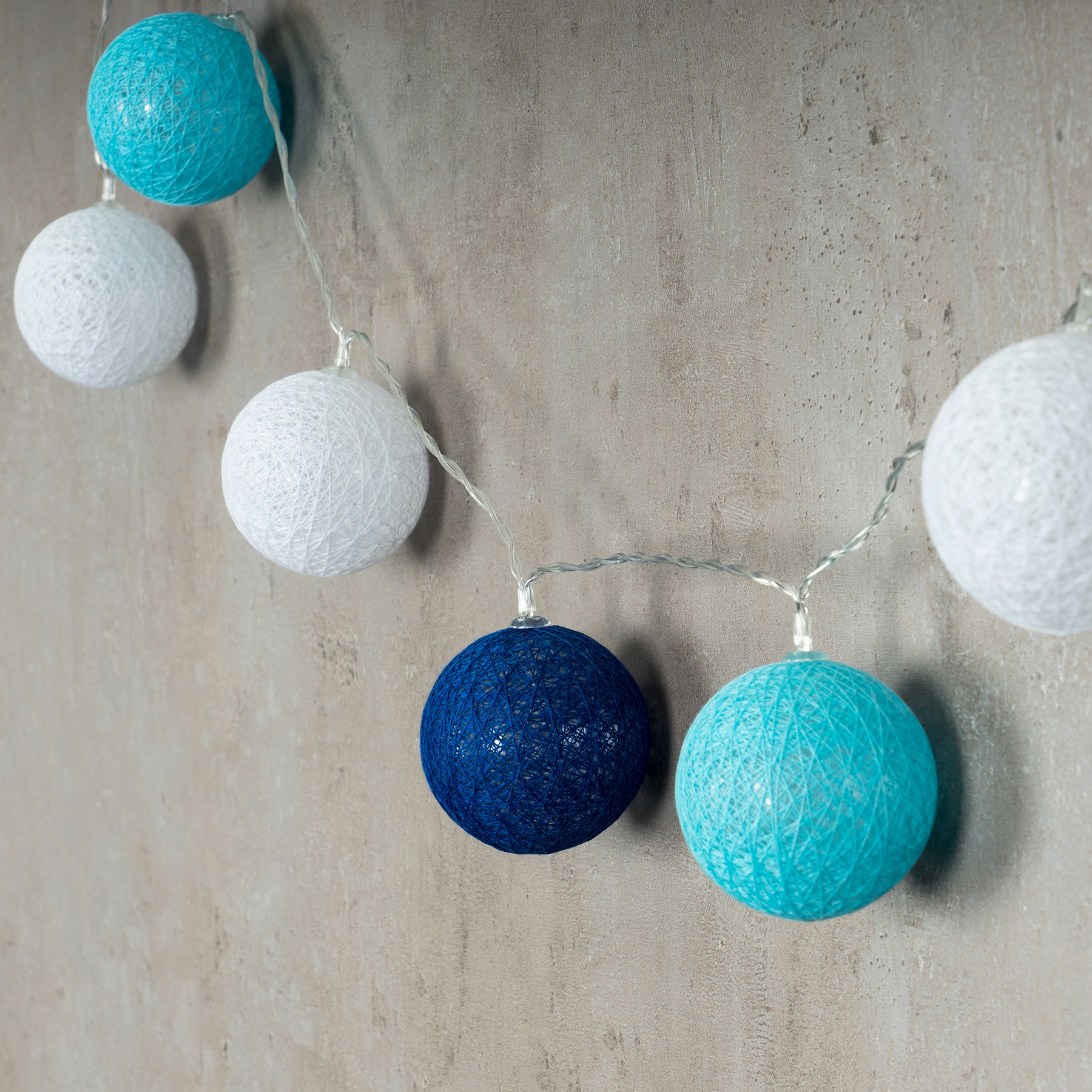 10er Lichterkette LED Kugeln Lampions Baumwolle Blau Weiß Cotton Warmweiß