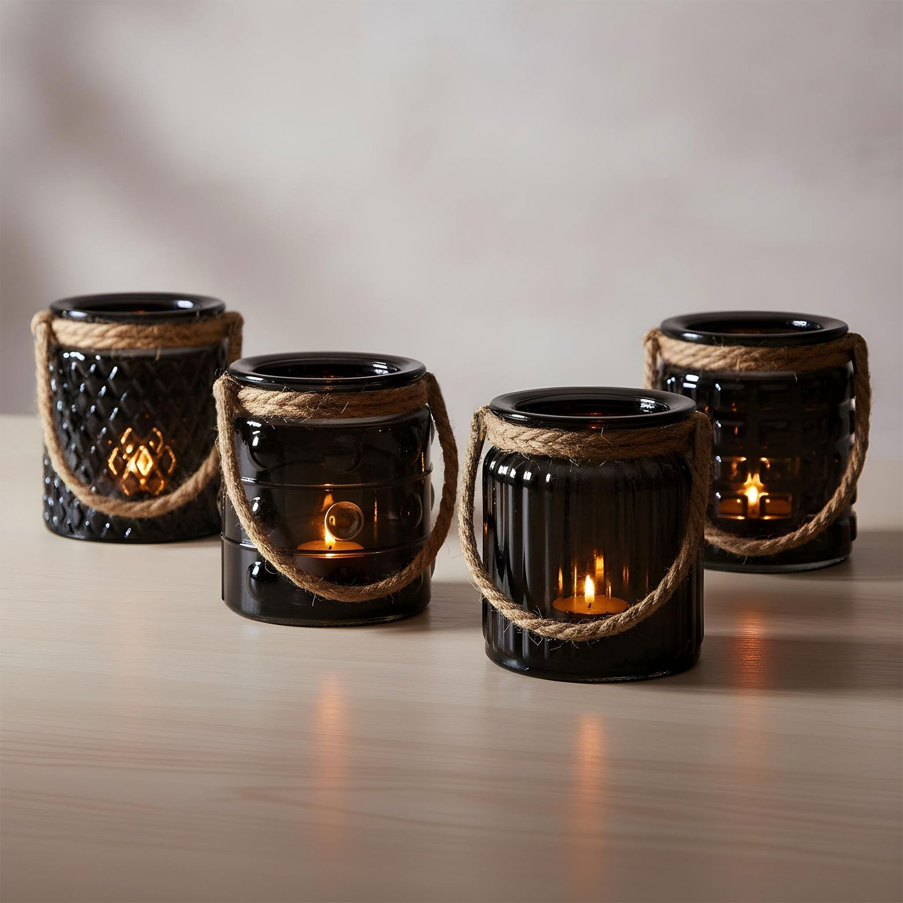 4er Set Windlicht Glas Schwarz H10cm Teelichthalter Tischdeko Kerzen Retro Deko