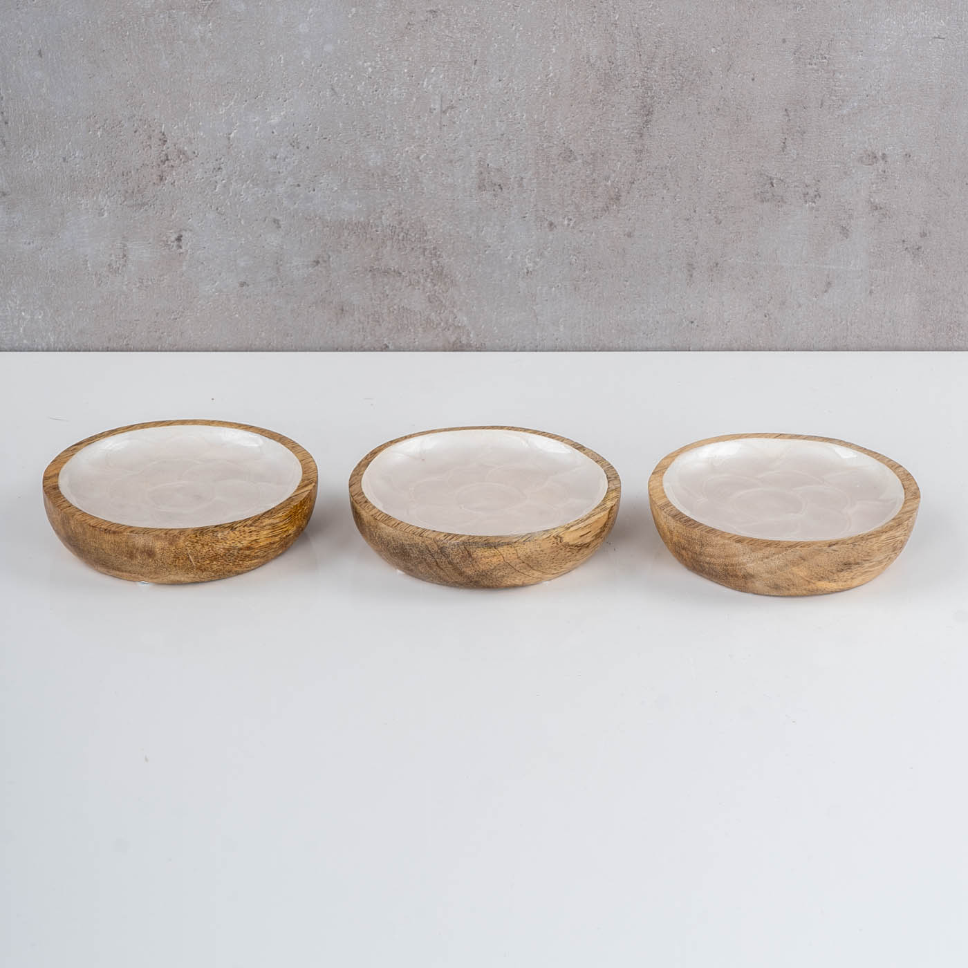 3er Set Teller 10cm Mango Holz Creme Perlmutt Emaille Snacks Dip Schale Tischdeko