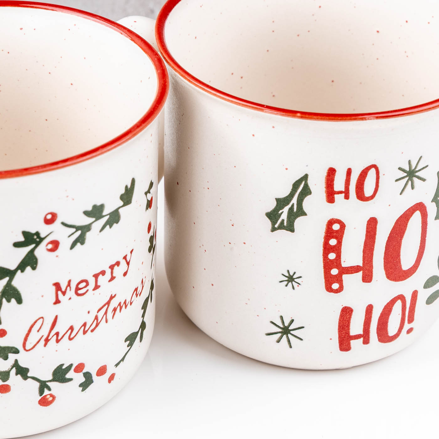 2er Set Tassen Weihnachten HoHoHo 330ml Steingut Kaffeetasse Rot Grün Becher