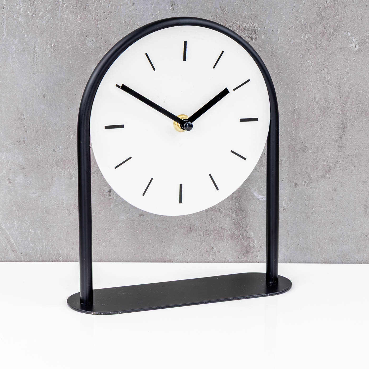 Tischuhr H22cm Schwarz Weiß Metall Vintage Retro Metalluhr Analog Standuhr Deko