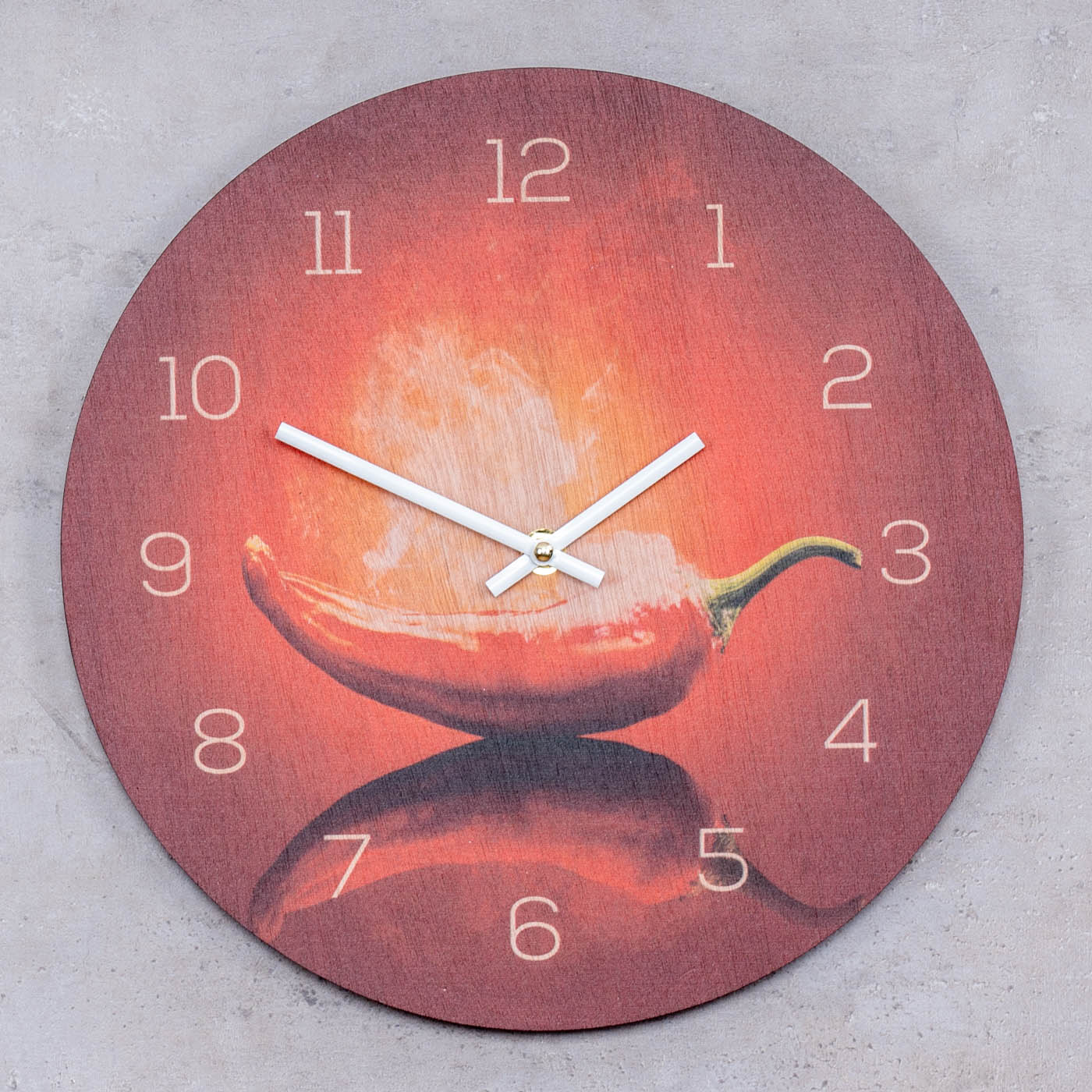 Wanduhr Holz 30x30cm Rund Holzuhr Uhr Holzbild Küche Chili Peperoni Deko