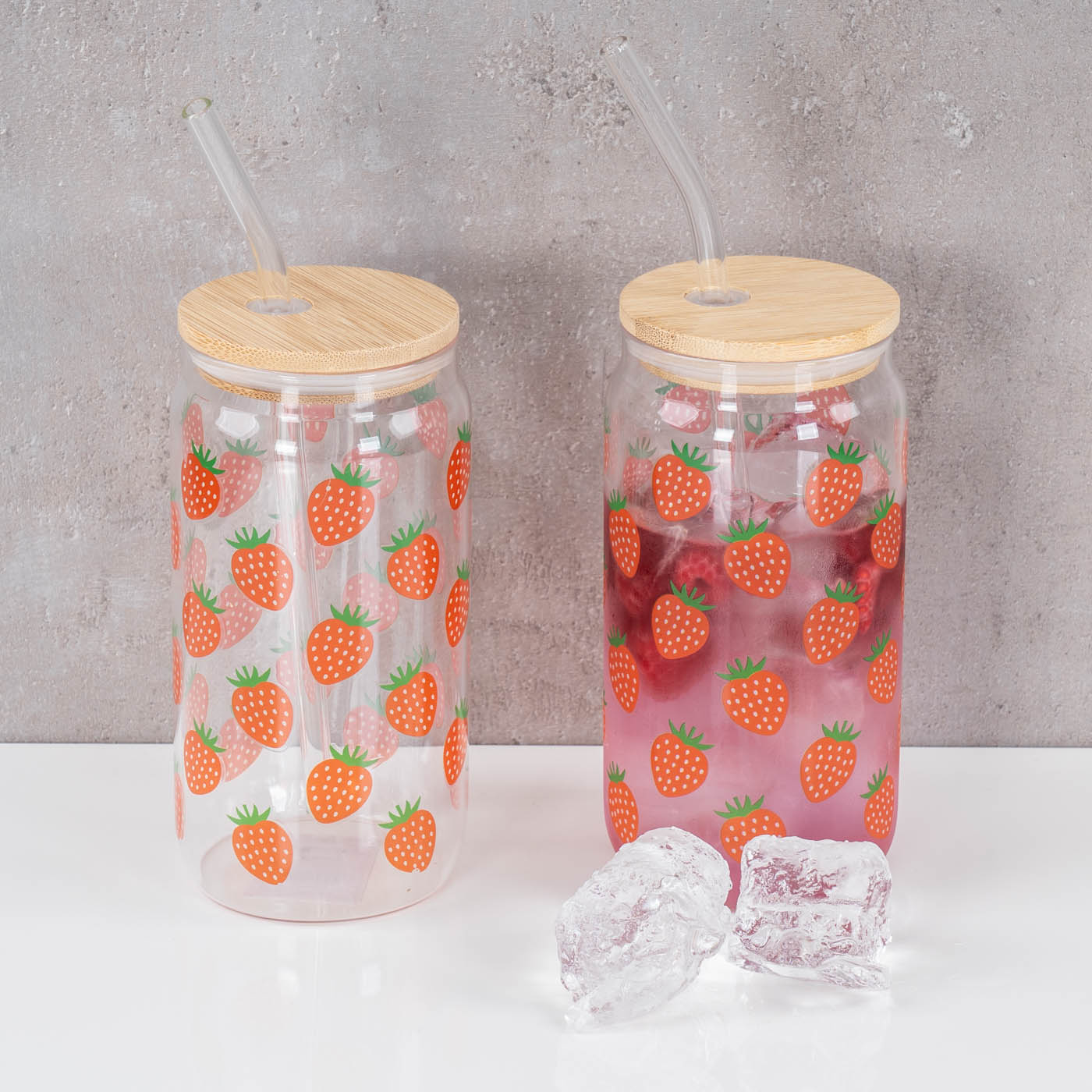 2er Set Trinkglas 500ml Erdbeere Glas-Strohhalm Bambusdeckel Trinkbecher Sommer