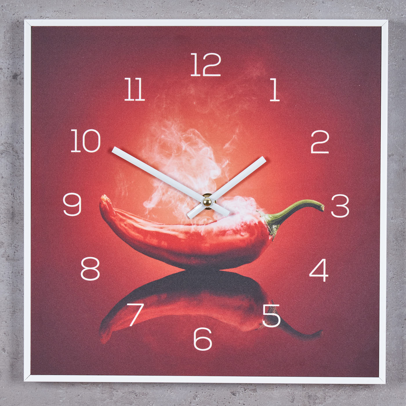 Wanduhr 30x30cm Uhr PVC Rahmen Weiß Küche Chili Peperoni Wandbild Wanddeko Deko