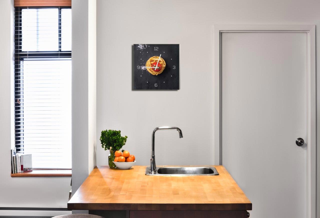 Wanduhr aus Glas 30x30cm Uhr Glasbild Küche Pasta Nudeln Gewürze Deko Küche Deko
