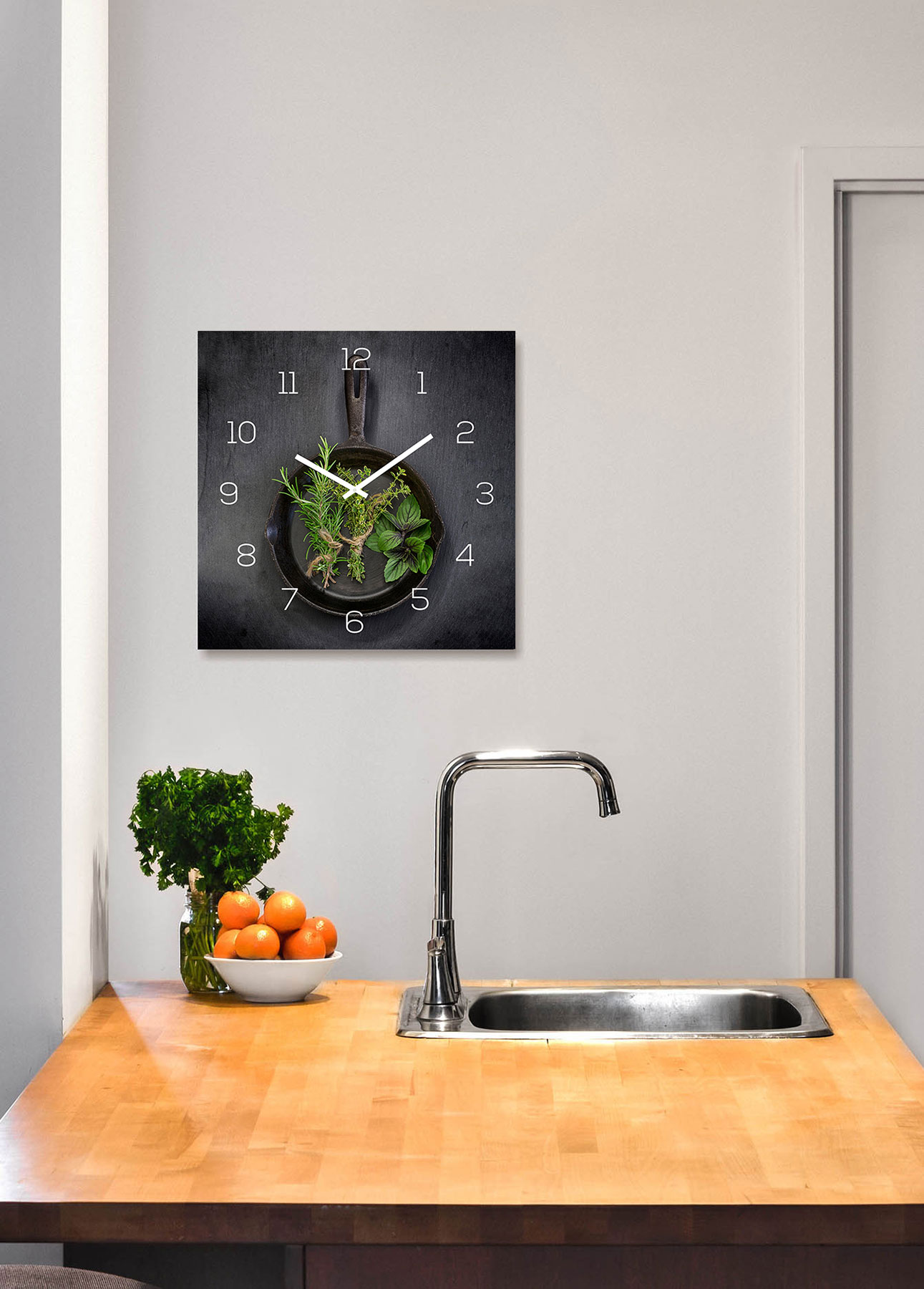 Wanduhr Alu-Dibond 30x30cm Uhr Alubild Küche Kräuter Pfanne Wanddeko Aluminium