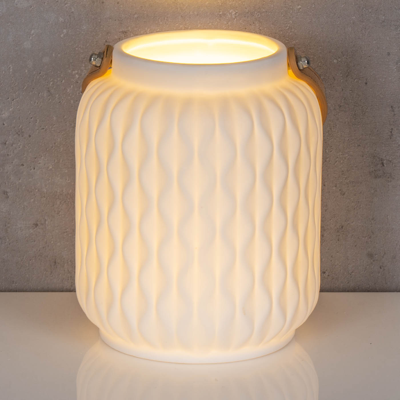 LED Leuchte H16cm Porzellan Weiß Laterne Dekoleuchte Tischlampe Tischdeko Lampe
