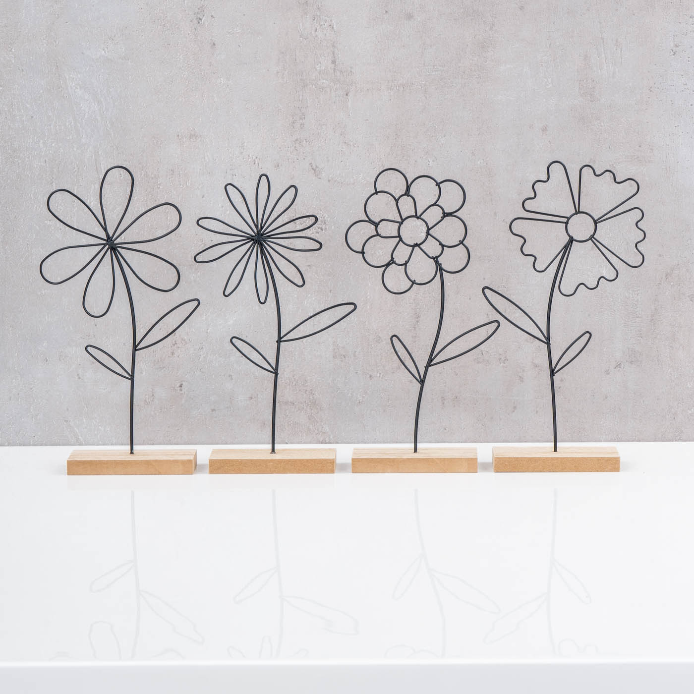 Blumen Deko Aufsteller 4er Set Metall Schwarz MDF Holzsockel Modern Tischdeko