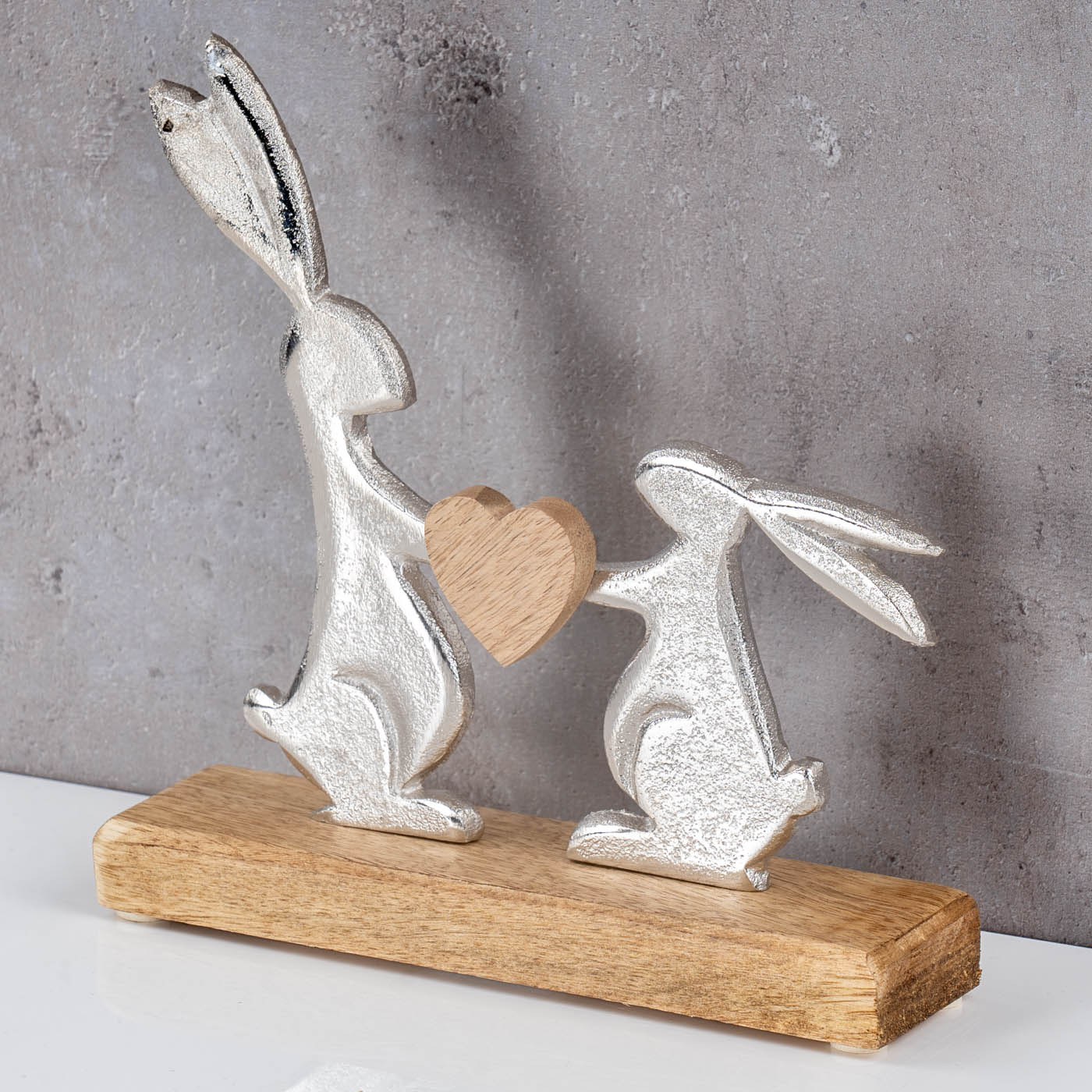 Osterhase Tischdeko Mangoholz Metall Braun Silber Natur Herz Ostern Deko Figur