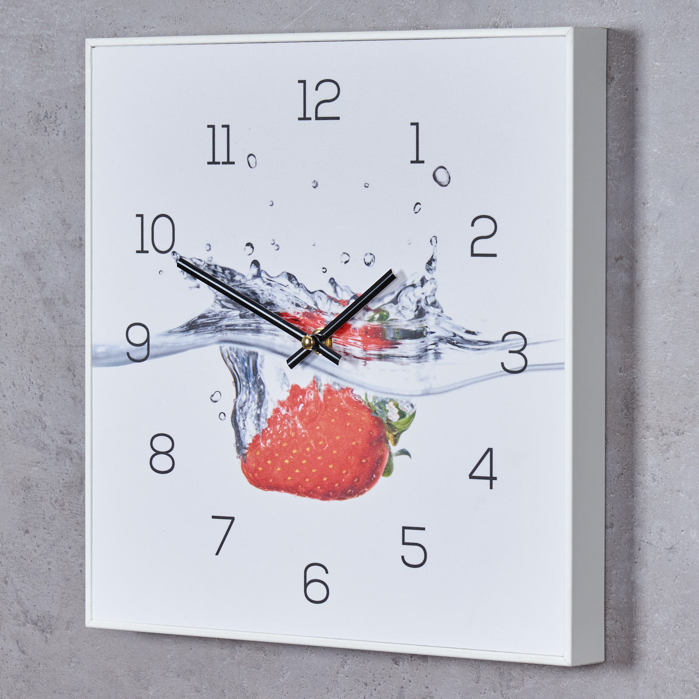 Wanduhr 30x30cm Uhr PVC Rahmen Weiß  Erdbeere Rot Wasser Frucht Fruit Küchenuhr