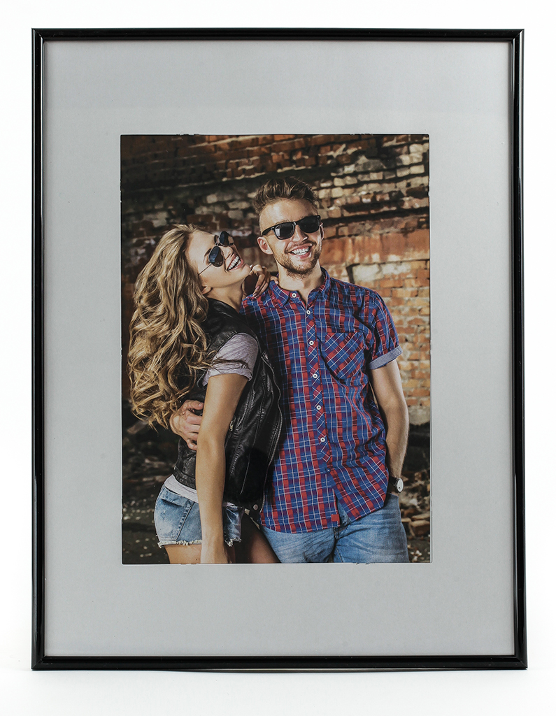 Bilderrahmen in schwarz Passepartout Fotorahmen Format 20x28cm Rahmen