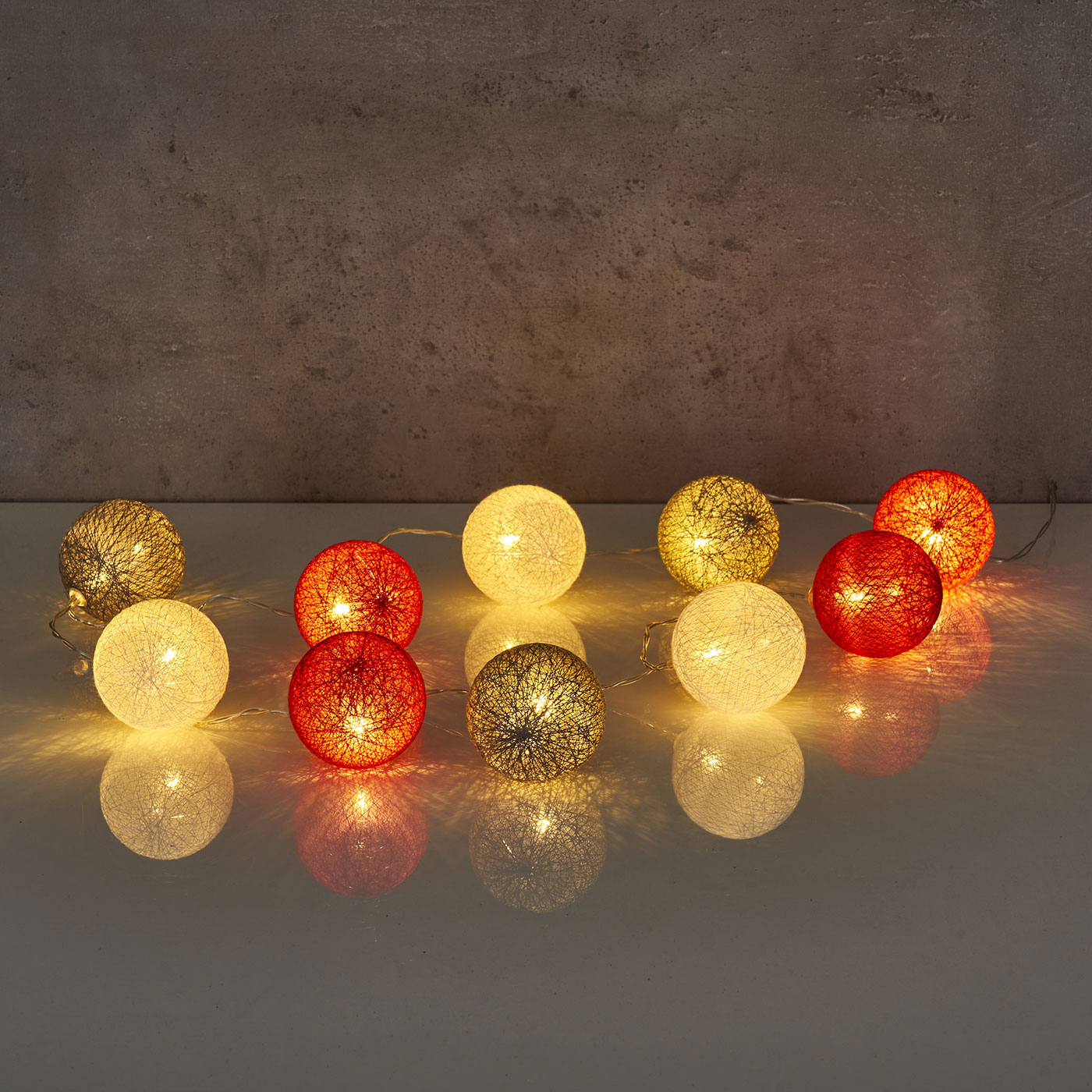 10er Lichterkette LED Ø6cm Kugeln Girlande Lampions Baumwolle Rot Grau Weiß Deko