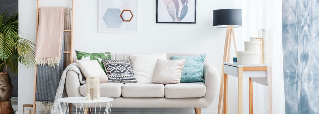 So finden Sie die passende Dekoration für ein gemütliches Wohnzimmer